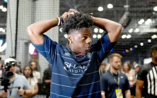 بعد تدريبات قاسية: إي شو سبيد يخوض أول نزالاحترافي على حلبة WWE (فيديو)