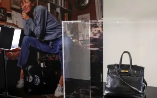 حقيبة جين بيركين تُعرض في طوكيو بعد بيعها بـ10 ملايين دولار
