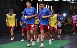 تشكيلة الهلال ضد الشرطة العراقي.. هل يحقق الأزرق الانتصار الخامس توالياً؟