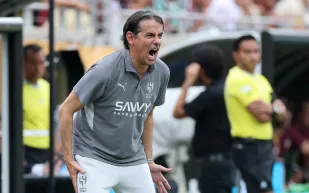 مدرب إيطالي ولاعب يوناني.. ثنائي الشهر الذهبي في دوري روشن السعودي