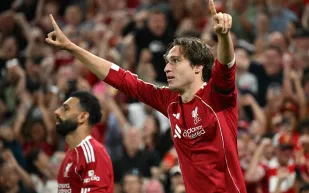 لماذا رفض نجم ليفربول الانضمام لمنتخب بلاده؟ 