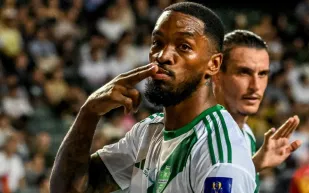 الأهلي السعودي يحدد شرطًا ماليًا لرحيل إيفان توني في الميركاتو الشتوي (فيديو)