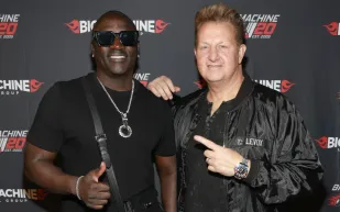 حادثة Tesla تكشف مشاكل إيكون القانونية وتؤدي لتوقيفه (فيديو)