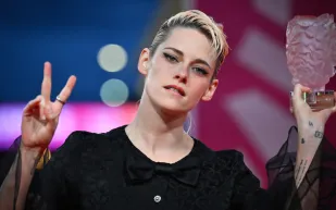 The Chronology of Water يعيد كريستين ستيوارت إلى الأضواء كمخرجة جريئة (فيديو)