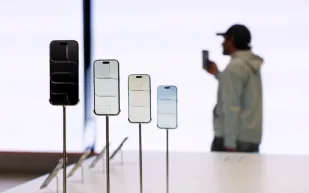 ميزة جديدة تسمح بتخزين جواز السفر الرقمي على iPhone