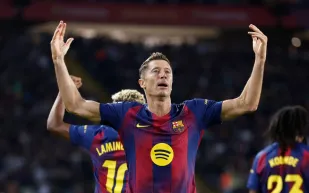  ليفربول يلاحق باستوني وبايرن يلاحق فلاهوفيتش​.. وليفاندوفسكي يدرس الاعتزال