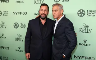 آدم ساندلر وجورج كلوني يجتمعان على الشاشة مجددًا