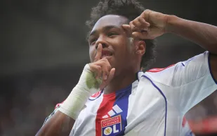 برشلونة "حائر" بين شراء راشفورد بشكل نهائي أو التعاقد مع جناج "ليون" الفرنسي