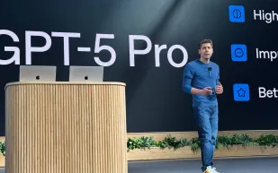 ألتمان: إيرادات OpenAI تنمو بسرعة مذهلة.. والاكتتاب ليس قريبًا بعد