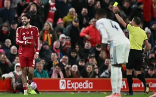 إبداع سوبوسلاي يرافقه إنذار.. وليفربول يعود للانتصارات