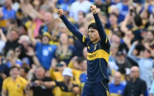 شائعات الارتباط تطارد نيكي نيكول بعد انفصالها عن لامين يامال