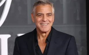 جورج كلوني يكشف أسوأ أدواره: كيف تعلم من الفشل أكثر من النجاح (فيديو)