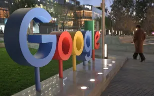 غوغل تعزز ChromeOS بإصدار جديد لتشغيل تطبيقات ويندوز سحابيًا