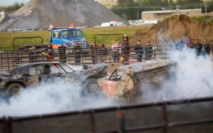 رعب في رالي نيو ساوث ويلز.. سيارة تقتحم المدرجات وتصيب العشرات (فيديو)