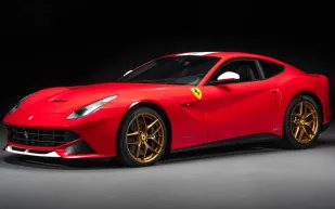 تحفة فيراري النادرة تحيي مجد السبعين عامًا في مزاد أبوظبي