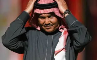  محمد عبده لرابح صقر: لك جناح ولي جناح ومانطير إلا سوا (فيديو)