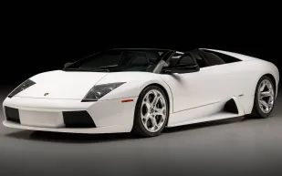 لامبورغيني مورسيلاجو رودستر 2006.. تحفة نادرة في طريقها لأبوظبي