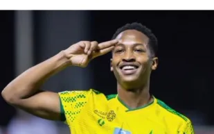 بين الهلال والاتحاد.. صفقة الـ100 مليون تضع مراد هوساوي تحت الأضواء (فيديو)