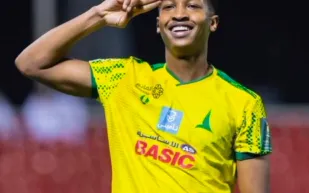 هل تقدّم الهلال بعرض بـ100 مليون ريال لضم مدافع الخليج؟ مدير الكرة يوضّح (فيديو)