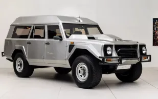 من بروناي إلى السويد.. القصة الكاملة لنسخة لامبورجيني LM002 الوحيدة (فيديو)