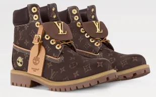 حذاء بـ82 ألف دولار: فاريل يعيد تعريف الفخامة بلمسة من الذهب