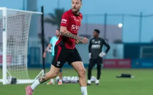 مباراة حاسمة.. تعرف على موعد مباراة الهلال والفتح في الدوري السعودي