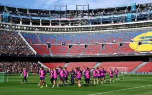 أسعار جنونية لعودة برشلونة المرتقبة إلى كامب نو.. تفاصيل (فيديو) 