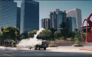 فيلم "Safe House" يشعل صالات السينما السعودية.. ما قصته؟