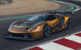  فورد تلمّح لسيارة إنتاجية 2026.. هل تعود GT؟​