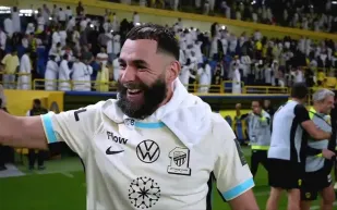 كريم بنزيما يفجر مفاجأة بشأن عودته لريال مدريد (فيديو) 