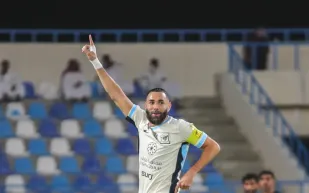 كريم بنزيما يوضح موقفه من البقاء في الاتحاد السعودي (فيديو) 