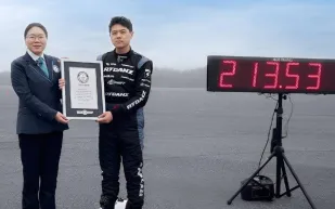 سيارة هيبتك SSR الكهربائية تُسجل أسرع انجراف في موسوعة غينيس.. كم سعرها؟