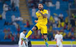 التعاون يقترب من الصدارة بعد الفوز على القادسية بثنائية فولغيني ووليد الأحمد (فيديو) 