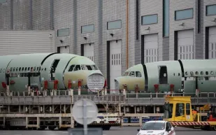 ما هي الدول المتأثرة باستدعاء طائرات إيرباص A320؟