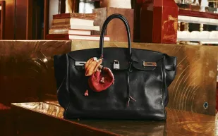 مزاد يعرض حقيبة هيرميس نادرة مقابل 140 ألف دولار.. ما تفاصيلها؟
