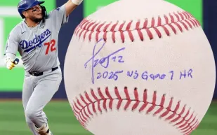 لماذا أشعلت كرة بيسبول واحدة مزادًا انتهى بسعر يقارب المليون؟