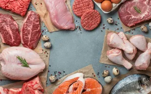 هل تحتاج حقًا إلى مكملات البروتين؟ خبير صحة القلب يكشف الحقيقة