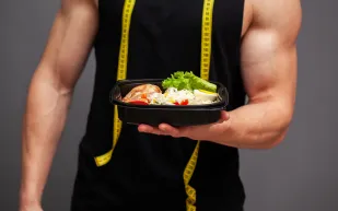 البروتين أم الكربوهيدرات؟ الجواب بعد التمرين