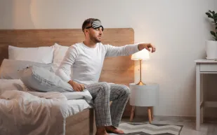 دراسة حديثة تغيّر المفاهيم السابقة حول لحظة الوقوع في النوم