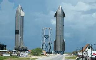 خطوة جريئة من سبيس إكس لتطوير منصة باد 1 (فيديو)