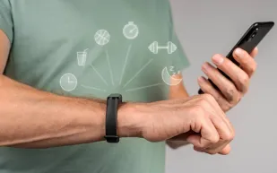 غوغل ترتقي بـ Fitbit إلى مستوى جديد من الصحة الرقمية