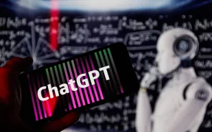 ChatGPT يتحول إلى مساحة تفاعلية: ميزة المحادثات الجماعية متاحة عالميًا