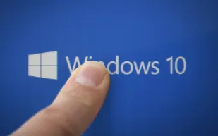 مايكروسوفت تُصدر أول تحديث رئيسي لـ Windows 10 ESU مع 66 إصلاحًا أمنيًا