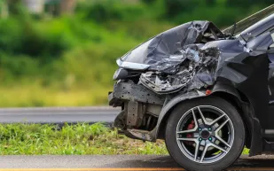 سيارة تطير من درج شاهق في البرازيل.. شاهد ماذا حدث للسائق؟ (فيديو)