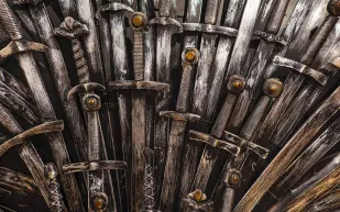  بعد النهاية المثيرة للجدل.. الإعلان عن خطط لتكملة أحداث "صراع العروش"