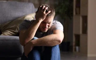 دراسة تكشف الخلايا العصبية التي تتحكم بالعزلة الاجتماعية والاضطرابات النفسية