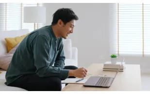 3 أيام في المكتب: النظام الجديد لسوق العمل 2025