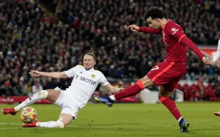 التشكيل المتوقع لقمة ليدز وليفربول في الدوري الإنجليزي