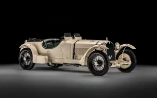أسطورة السباقات ألفا روميو 8C 2300 تُعرض في مزاد باريس 