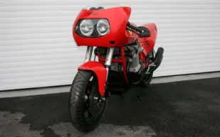 تحفة فنية: دراجة نارية من فيراري بعد 3000 ساعة عمل